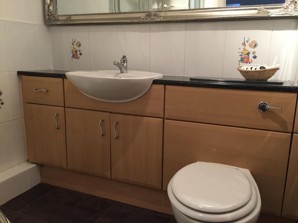 Lochrin Apartments By Edinburgh City Apartments מראה חיצוני תמונה